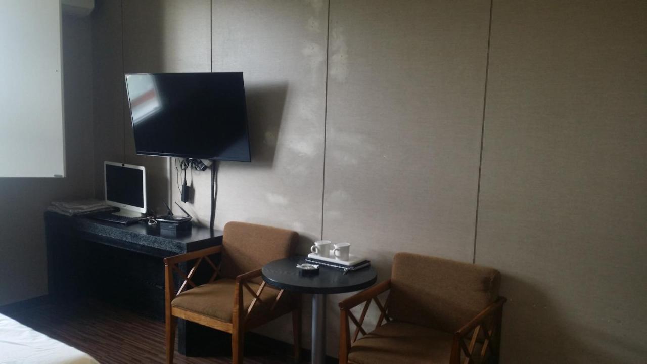 Rampart Hotel Gwangmyeong Buitenkant foto